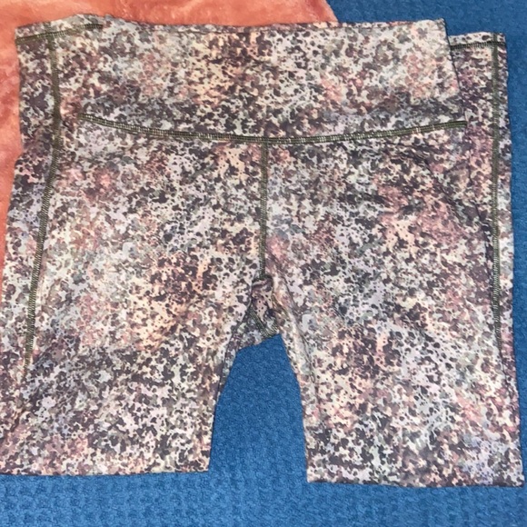 Fabletics tights - Picture 3 of 5